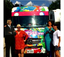 22Q Cardboard Obama is on the Bus for 22Q